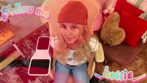 _hottie__ online show from February 15, 11:36 pm