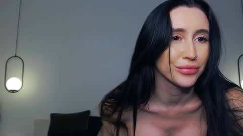 Mary online show from December 23, 6:58 pm