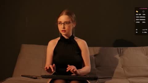 stefania stesha stef online show from February 5, 4:32 pm