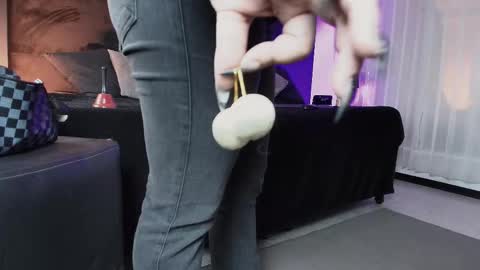 Miss Jade online show from November 13, 11:57 am