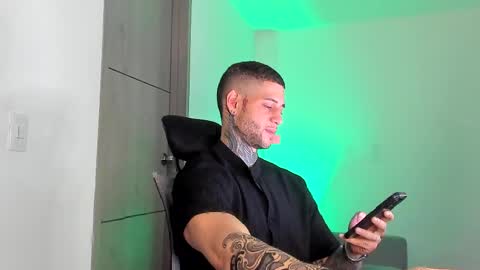 jeison online show from April 21, 2:51 am