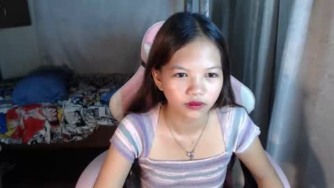 Jen online show from April 23, 5:14 pm