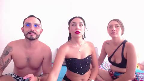 Joanne  Oliver online show from November 18, 6:22 pm