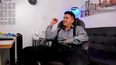 _juanes__ online show from October 21, 9:29 pm