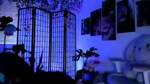 JULIANA online show from September 20, 4:21 pm