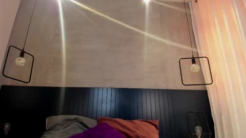 Julietta  Next broadcast  December 1st 700 AM Colombia time online show from February 25, 3:42 pm