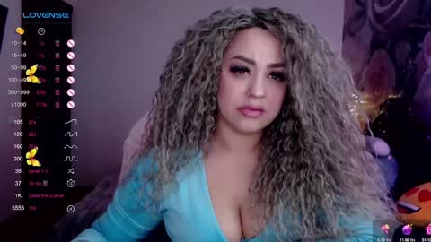 _just_a_queen_3 online show from March 4, 5:34 pm