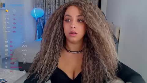 _just_a_queen_3 online show from October 11, 12:21 pm