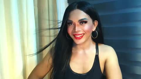 _karie_ online show from November 14, 1:35 pm