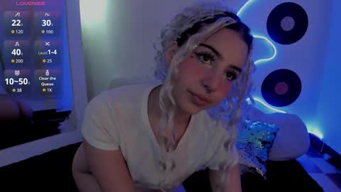 _karine01 online show from March 2, 3:11 am