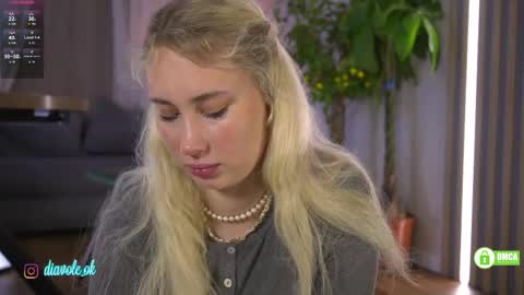 Kate online show from March 25, 4:25 pm