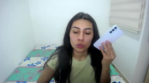 Snapshot of _katerin_love chatting on March 9, 4:11 pm kateryn online show from March 9, 4:11 pm