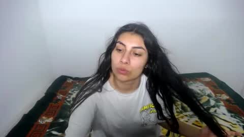 Snapshot of _katerin_love chatting on February 27, 12:14 am kateryn online show from February 27, 12:14 am