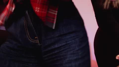 _kellykitten_ online show from March 13, 10:29 am