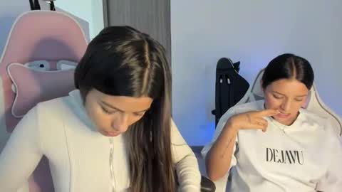 khloe sweet online show from February 19, 8:30 pm