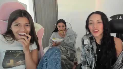 khloe sweet online show from October 9, 6:13 pm