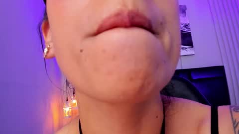 Kiraaaa 0 online show from March 26, 9:31 pm