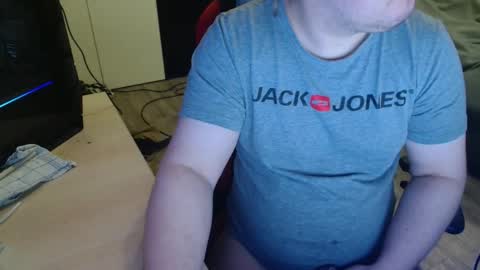 _kitsu_ online show from November 30, 11:17 am