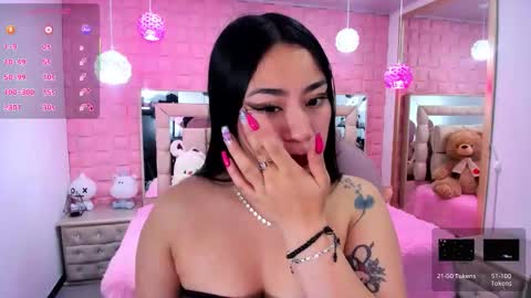 Laura online show from November 30, 12:56 pm