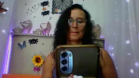 SANDRA online show from October 6, 10:05 pm