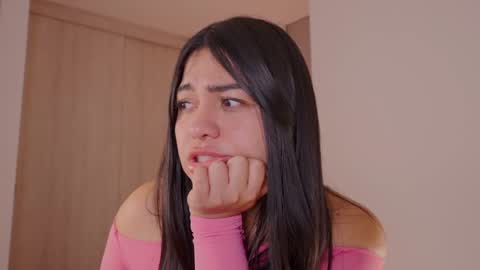 Alejandra suescun online show from December 3, 1:58 am