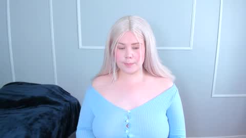 leana online show from November 16, 5:59 pm