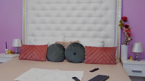 Lena Paul online show from March 11, 4:41 am