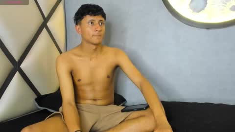 _leohot_ online show from October 3, 2:21 am