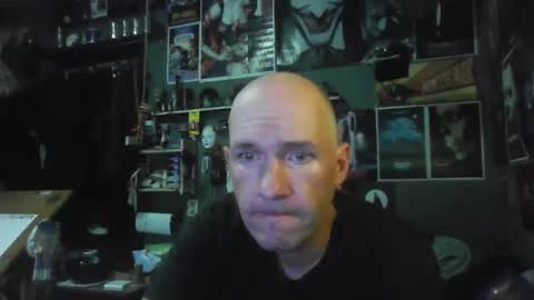 That guy online show from April 16, 9:39 pm