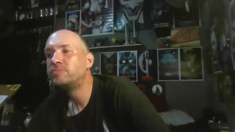 Snapshot of _longfellow chatting on October 20, 3:55 am That guy online show from October 20, 3:55 am