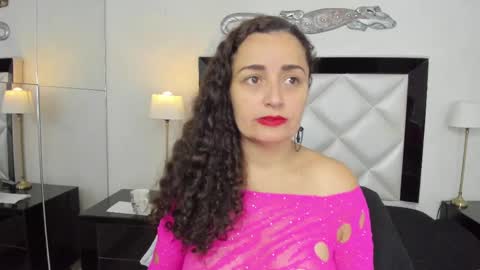  luna  sweet  online show from March 8, 4:01 am