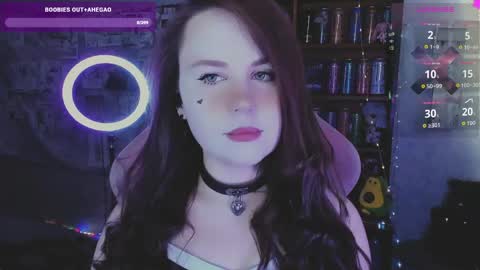 Mia online show from June 3, 5:32 am