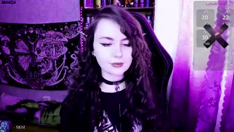 Mia online show from March 5, 5:49 am