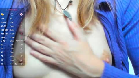 Scarlett online show from November 2, 12:27 pm