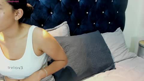 Maria online show from April 11, 11:58 am