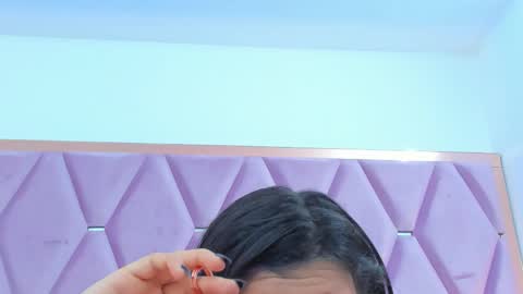 Nahayo  online show from October 18, 12:09 pm