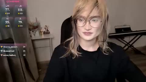 _meow_neko_ online show from July 21, 12:45 am