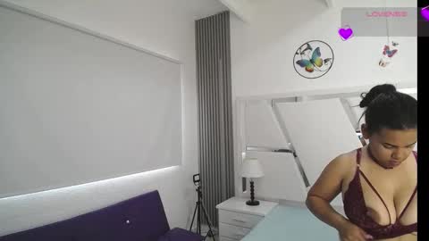  Mia  online show from September 16, 1:02 pm