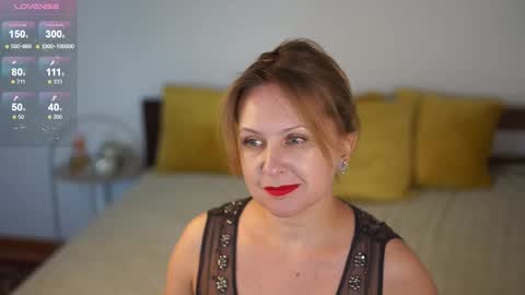 _million_dollarsmile online show from September 27, 1:53 pm