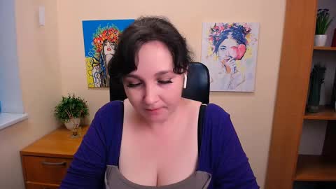 Snapshot of _miranda_sun chatting on March 10, 11:45 am Miranda online show from March 10, 11:45 am