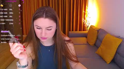 Mia online show from February 15, 9:16 am