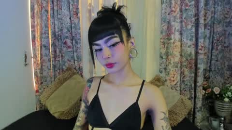 mizuki  online show from January 21, 2:37 pm