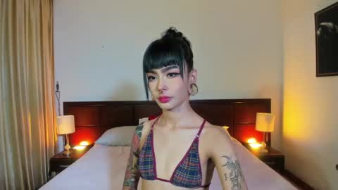 mizuki  online show from January 29, 3:15 pm