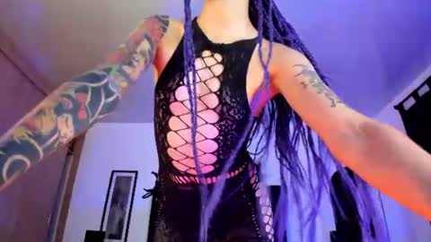 mizuki  online show from July 23, 2:42 am