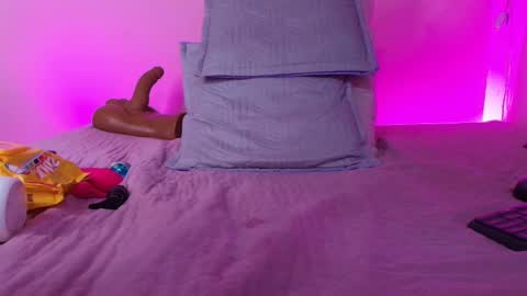 MORGAN CELESTE online show from September 12, 8:33 pm