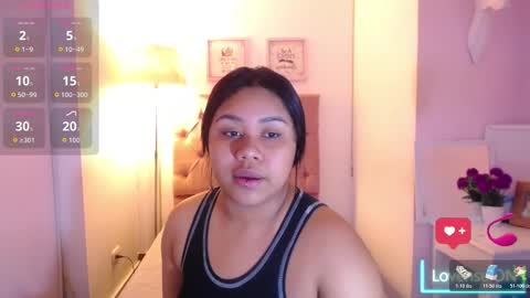 nahomi  online show from November 17, 10:34 pm