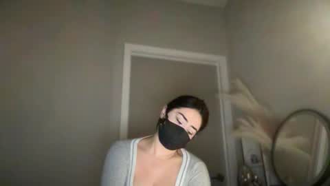 naty19 online show from April 5, 12:07 am