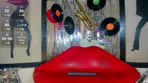 Snapshot of _nickyminach chatting on February 17, 10:49 pm Nicky Please help me with your thumbs up its importan online show from February 17, 10:49 pm