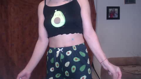 Angie online show from February 6, 5:27 pm