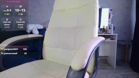 Ilona online show from October 11, 9:47 am